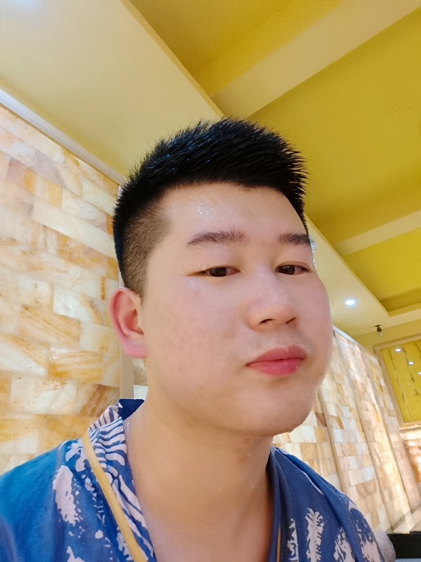 六月与阿十二的第一张照片--朝阳中老年相亲网